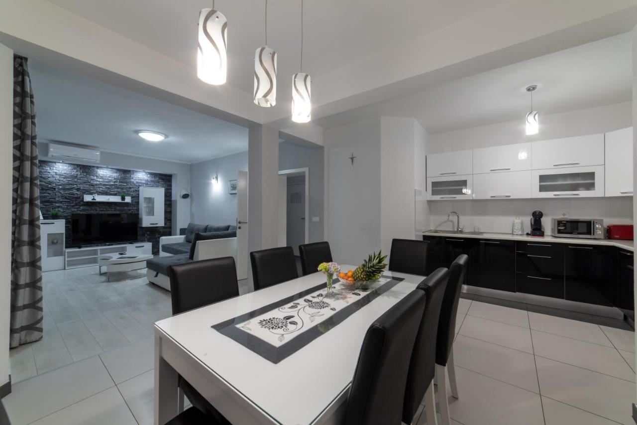 Villa Ban Трогир Екстериор снимка