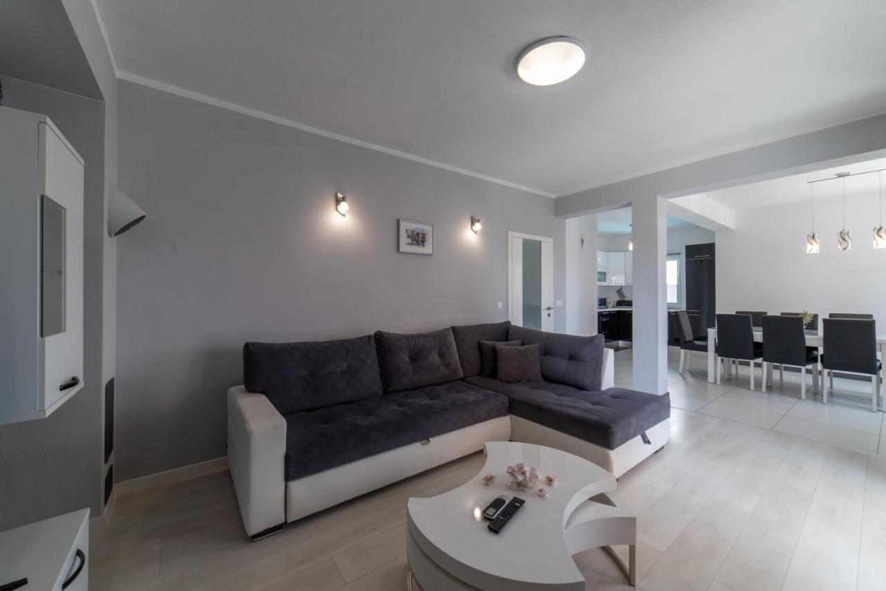 Villa Ban Трогир Екстериор снимка