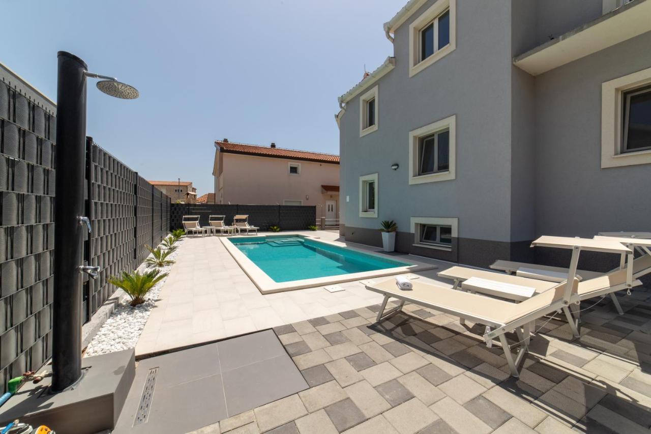 Villa Ban Трогир Екстериор снимка
