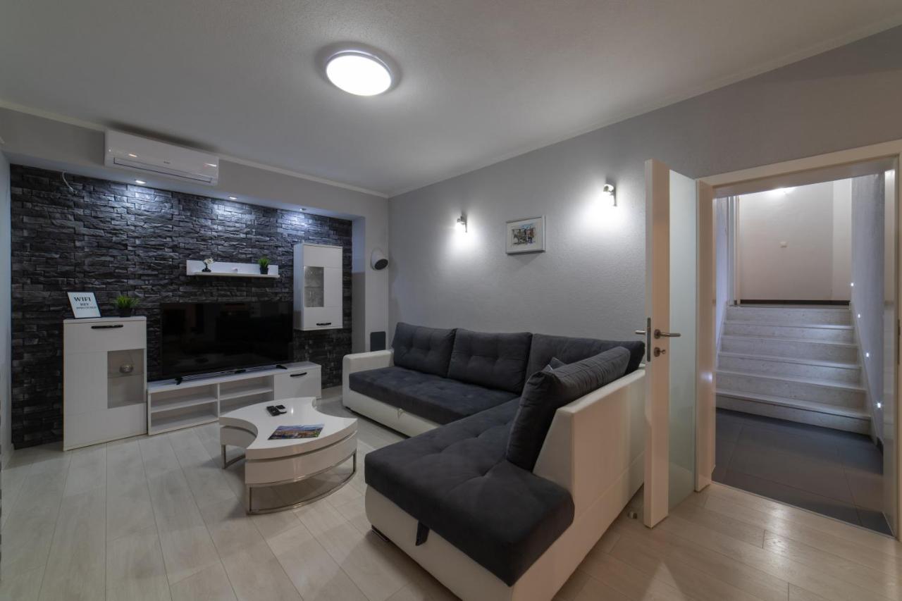 Villa Ban Трогир Екстериор снимка
