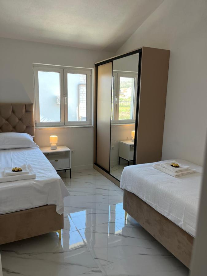 Villa Ban Трогир Екстериор снимка