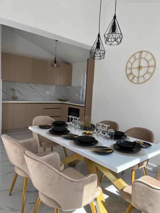 Villa Ban Трогир Екстериор снимка